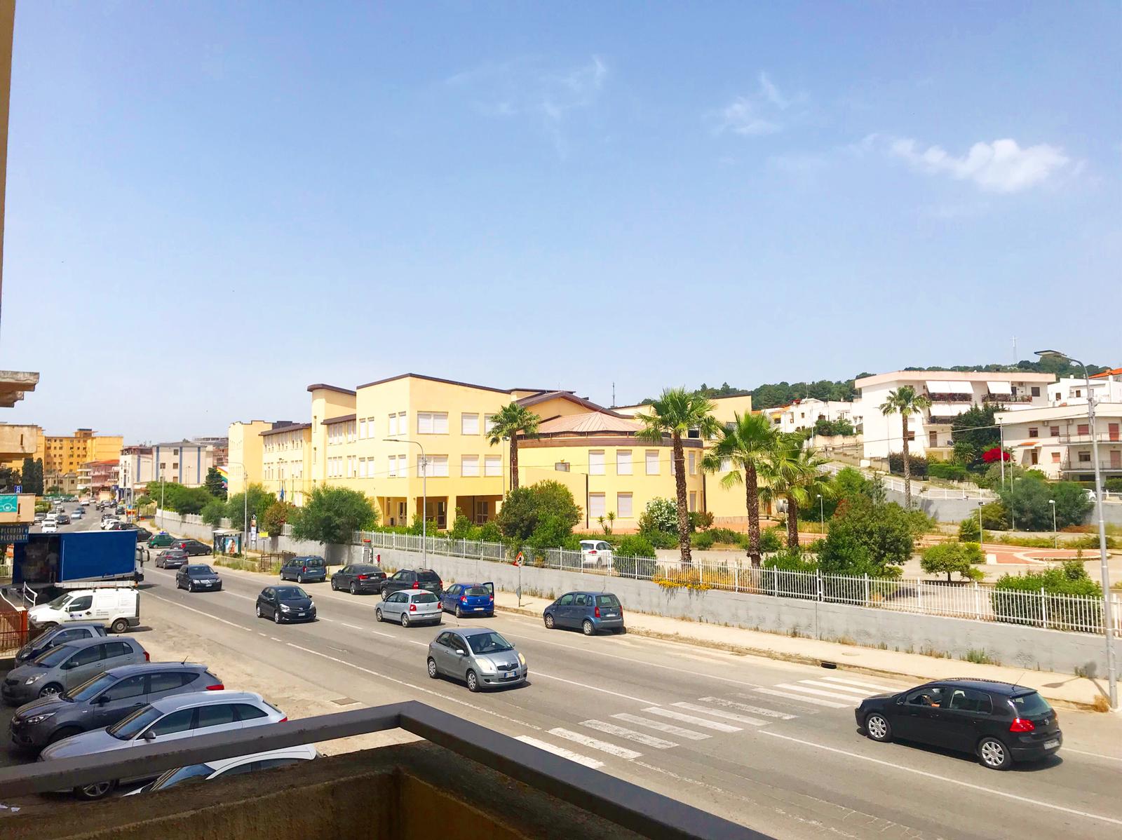 CATANZARO LIDO VIALE CROTONE LivingCasa