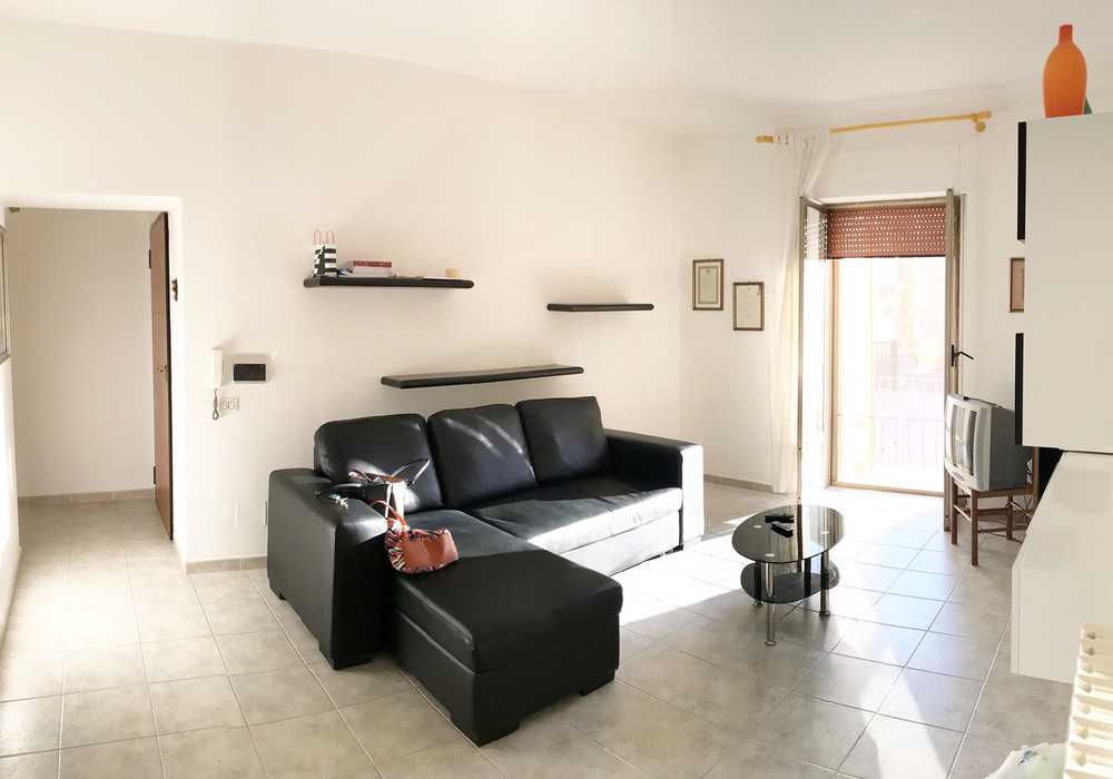 VENDESI APPARTAMENTO CATANZARO LIDO CENTRO LivingCasa